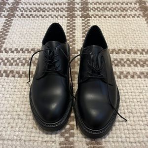 Black Oxford